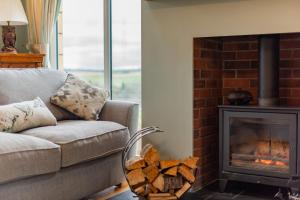 8 Person-Luxury-FamilyFriendly-PetFriendly-Hot Tub