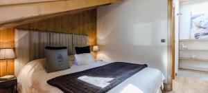 Appart 6 pers 3 étoiles centre proximité remontées mécanique Courchevel Le Praz - Los Robles