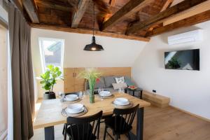 House Troha - Rooms & Apartments