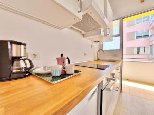 Studio Bahamas by TOR