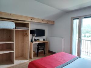 Hotels AUBERGE DES GLIERES : photos des chambres