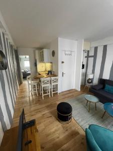 Appartements Charmant T1 neuf Vieux Rouen : photos des chambres