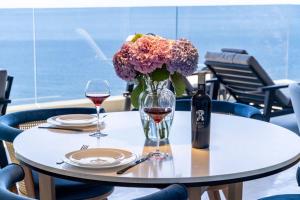 New&Luxury 5* with an Amazing View - Pure Apartment