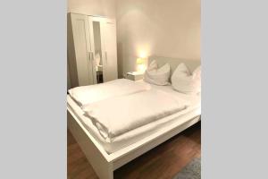 -Mi casa es su casa-