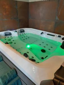 Love and Spa