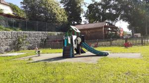 Maisons de vacances MUNSTER camping de la FECHT : photos des chambres