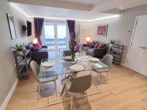 The Danbury, Lower Borough Walls