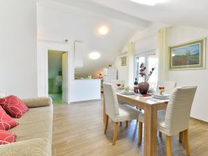 Apartment Valentina-1 by Interhome