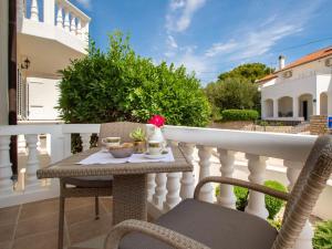 Apartment Aquanur-2 by Interhome