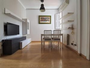 Apartment Sagrada Familia Grassot - Industria by Interhome