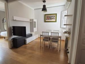 Apartment Sagrada Familia Grassot - Industria by Interhome