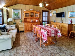 Apartment Baita dei Nonni-4 by Interhome