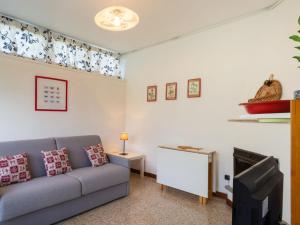 Apartment Gelsomino - CCO115 by Interhome