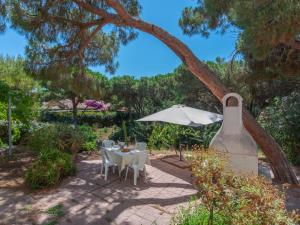 Apartment Alloggio B by Interhome img1