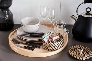 Richmond Studios by Short & Long Stays