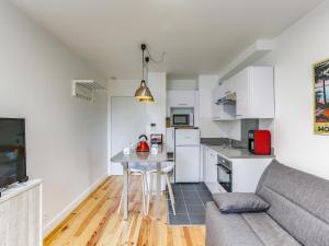 Apartment la Pergola-1 by Interhome