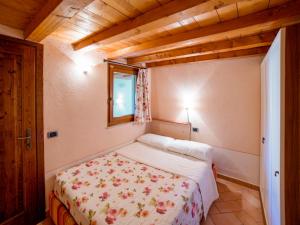 Apartment Borgo Alba Chiara-3 by Interhome