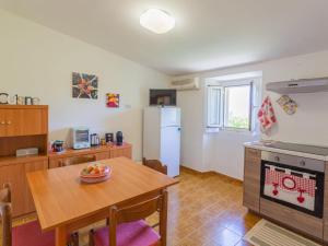 Holiday Home Erika by Interhome