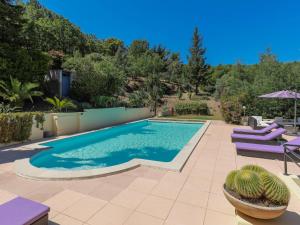 Maisons de vacances Holiday Home Villa Les Toscanes by Interhome : photos des chambres