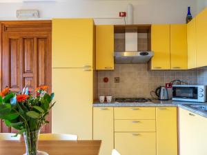 Holiday Home Residenza Agrifoglio-11 by Interhome