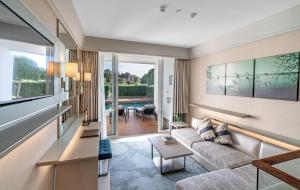 Pool Suite room in Rixos Premium Tekirova