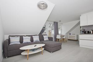 Ferienwohnung mit Meerblick und Gartennutzung - Haus Inselwind FeWo MEERstrand