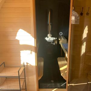 Kuldallika igloo house and iglusauna