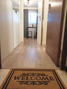 Lappart de la Vallée-aux-loups by Beds4Wanderlust