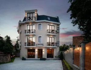 Family Hotel Konstantinovi - Sowoljano