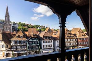 Hotels Hotel La Diligence : Suite avec Balcon