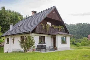 Počitniška hiša Pri Goričarju - Podjelje