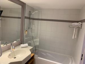 Hotels Mercure Toulouse Aeroport Golf de Seilh : photos des chambres