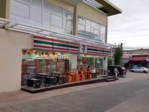 Keys N Places Holiday Rentals at Mesaverte Condo