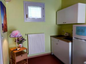 Studio with Garden View