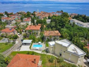 Apt3 - Villa Perla with swimming pool, Lovran - Opatija