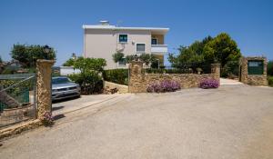 Hilltop Villa Kontomari