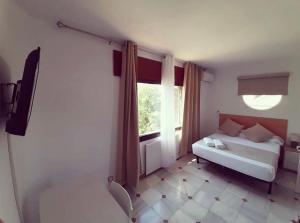 Double Room with Shared Bathroom room in Casa Palacio del Hielo