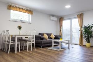 ININ APARTMENTS - 4hvězdičkové hotely ve městě Bled
