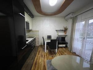 Apartment Zevs 1