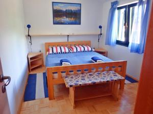 Apartment in Starigrad-Paklenica 38616