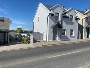 obrázek - Beautiful Central 3-Bed House in Co Clare