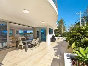 Nielsen on the Park Unit 1a 2 Bed - Coolangatta