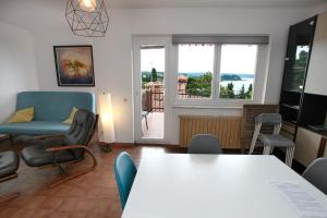Portoroz Vintage Apartment with Amazing Sea View MO 