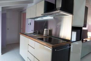 Apartment Viole, cozy atticin the old town next to the lake