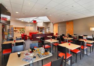 Hotels Ibis Le Havre Sud Harfleur : photos des chambres