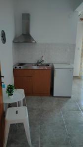 Vigla House