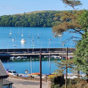 Crows Nest Glandore - 1 - Self Catering