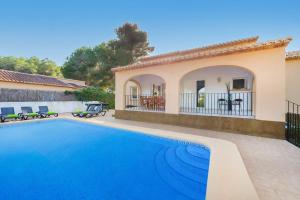 3384 Villa Astret