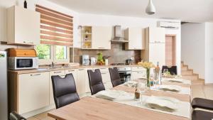 Villa Melli by Villas Holiday