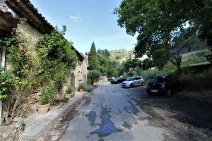 Maisons de vacances Traditional Provencal Stone House : photos des chambres